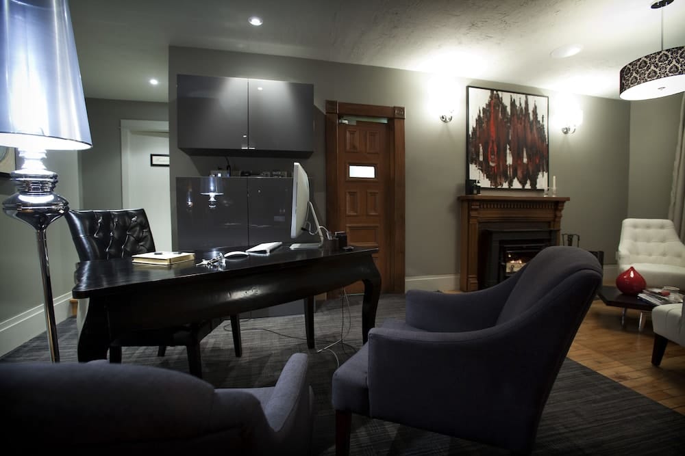 Le Pleasant Hôtel, Sutton — 4