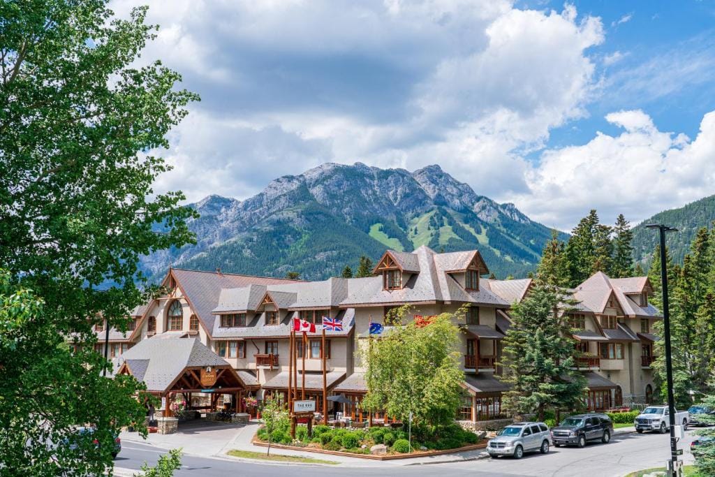Banff Caribou Lodge and Spa — 5