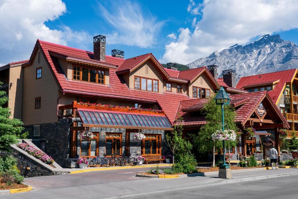 Banff Ptarmigan Inn — 1