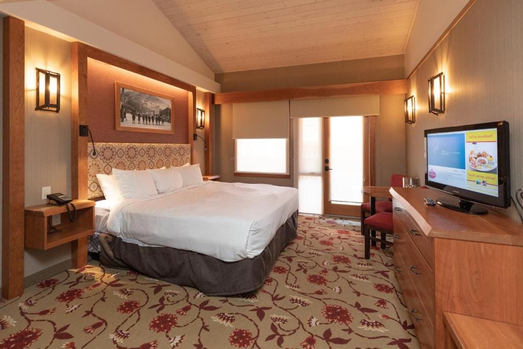Banff Ptarmigan Inn — 5