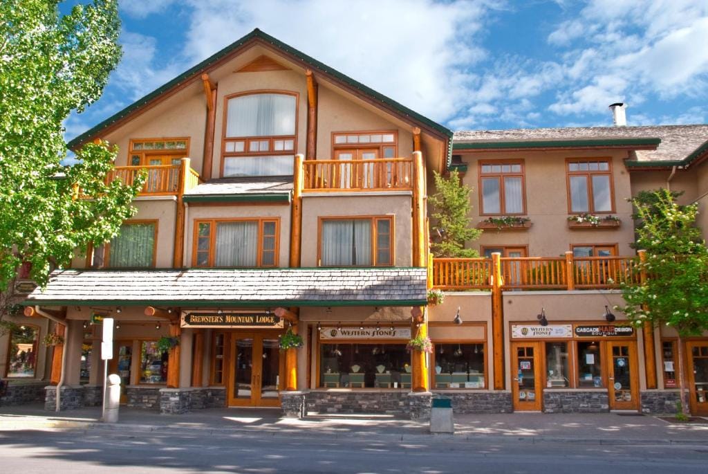 Brewster Mountain Lodge — 1