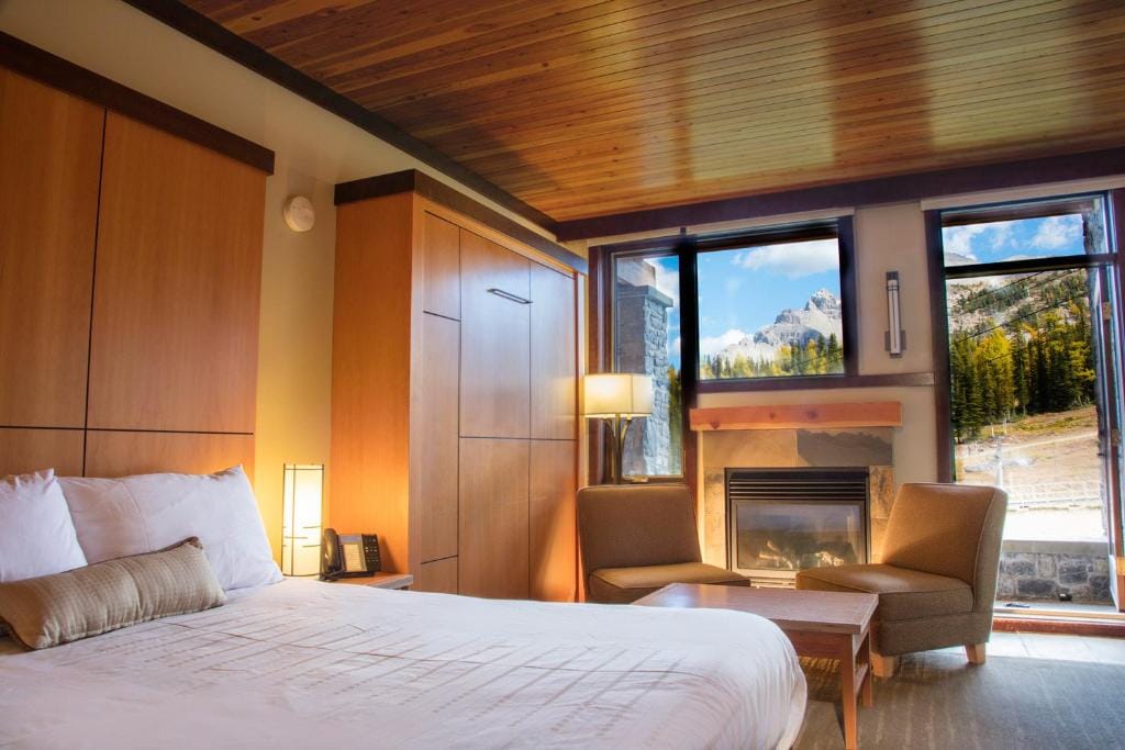 Sunshine Mountain Lodge — 2
