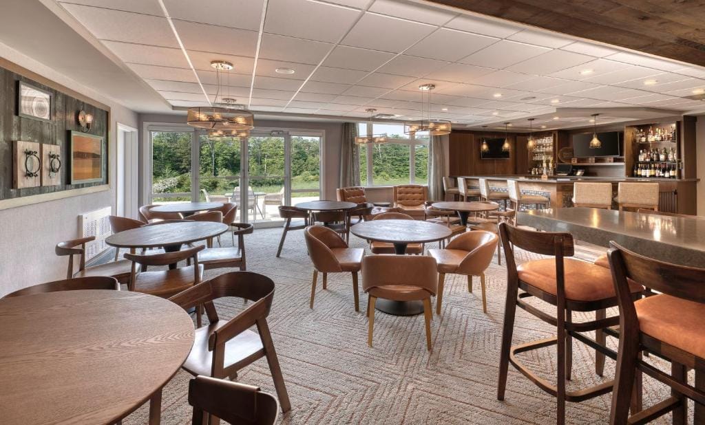 Four Points by Sheraton Barrie — 3