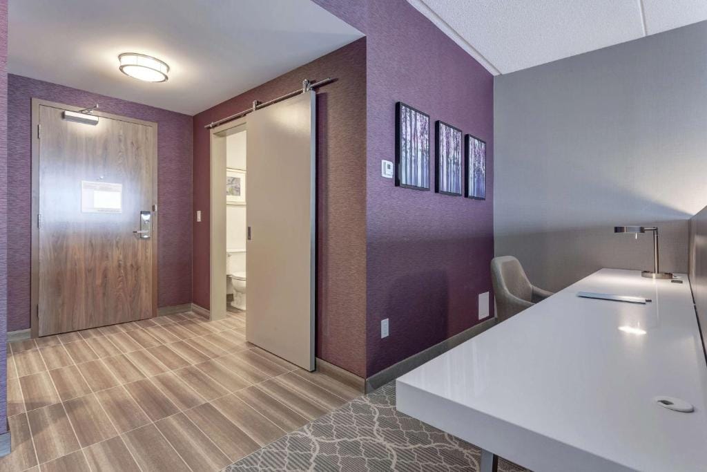 Hilton Garden Inn Toronto/Brampton West, Ontario, Canada — 3