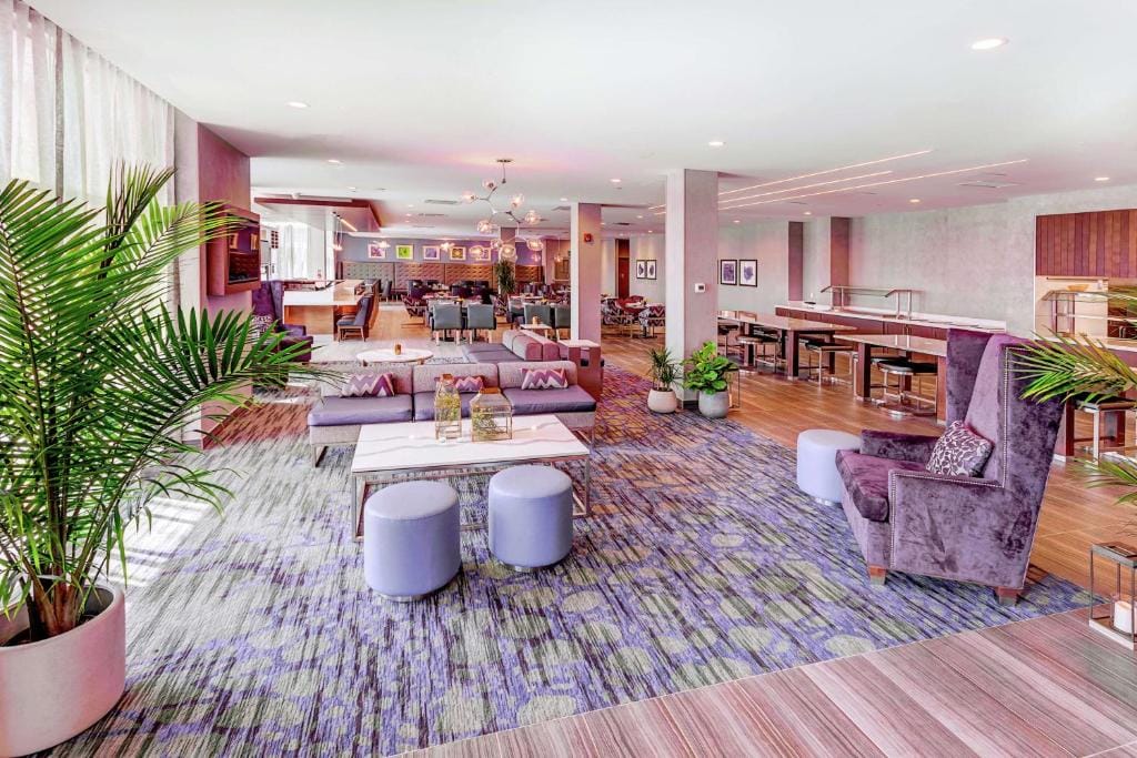 Hilton Garden Inn Toronto/Brampton West, Ontario, Canada — 5