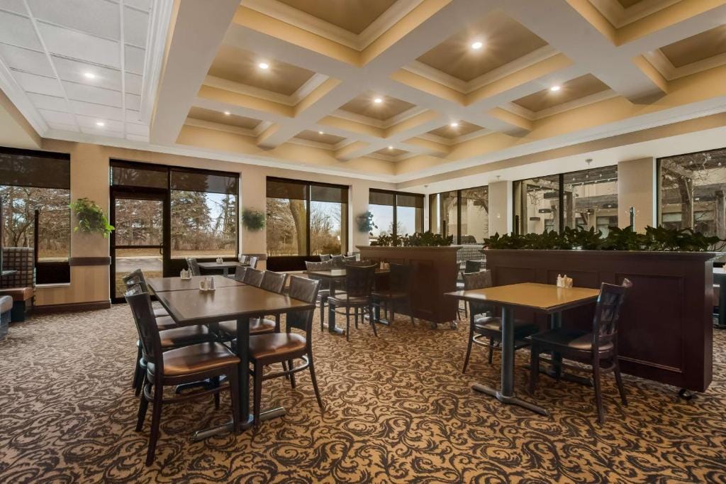 Best Western Brantford Hotel and Conference Centre — 5
