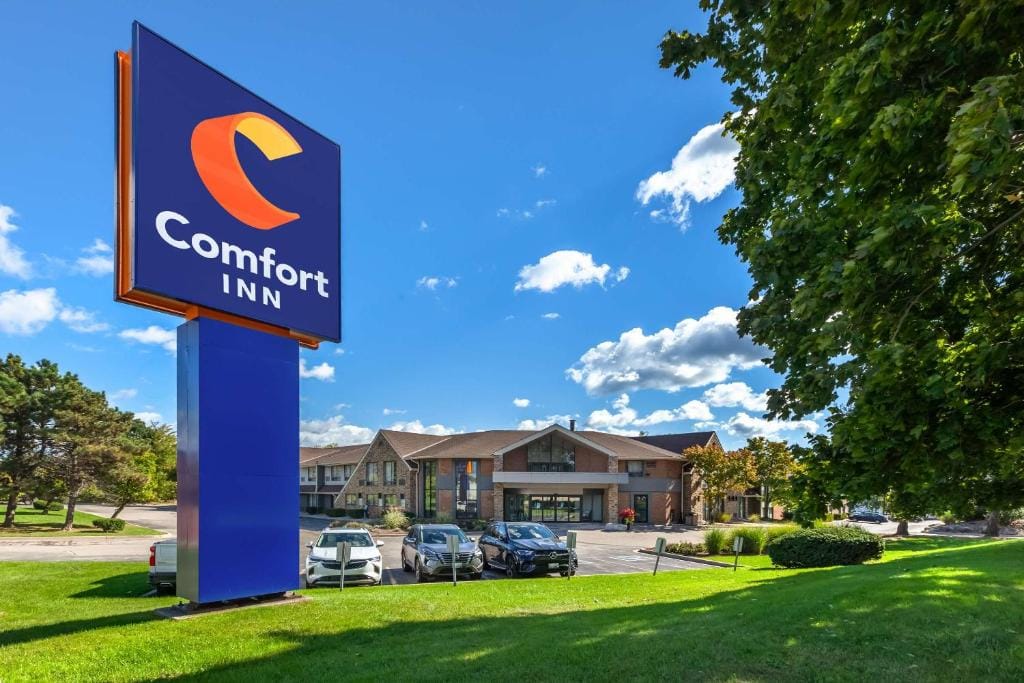 Comfort Inn — 1
