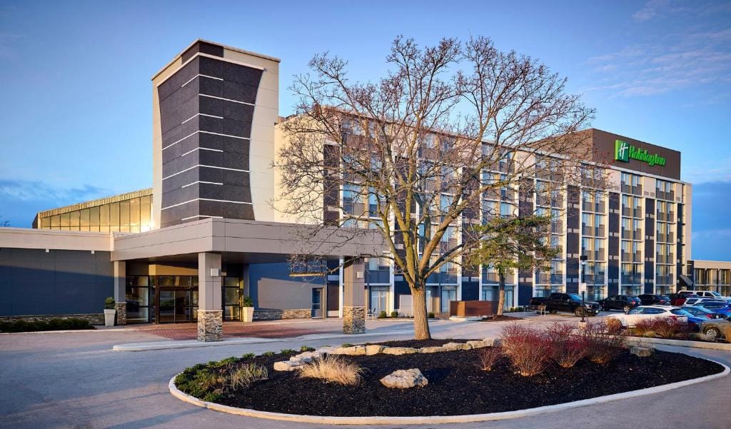 Holiday Inn Burlington Conference Centre by IHG — 1