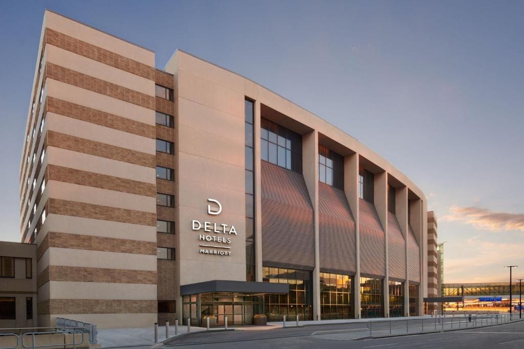 Delta Hotels Calgary Airport In-Terminal — 1
