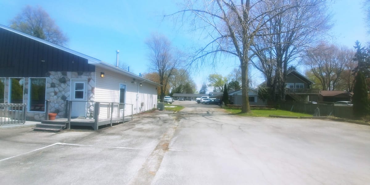 Island View Inn — 1