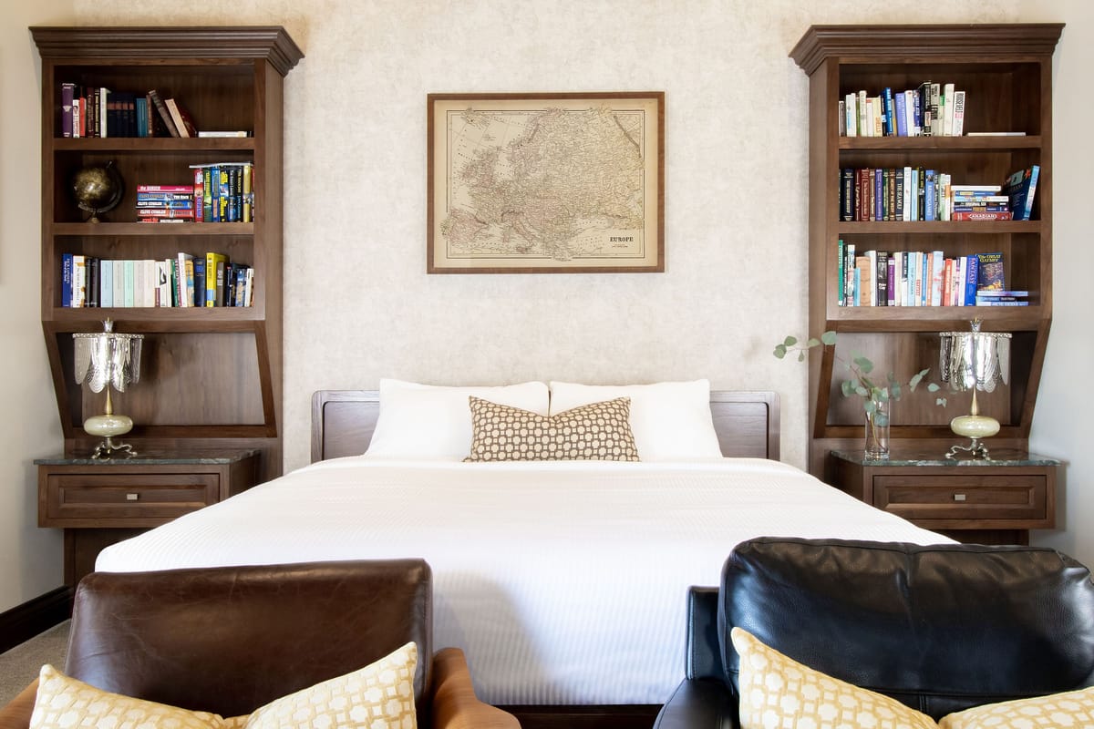 Retro Suites Hotel — 4
