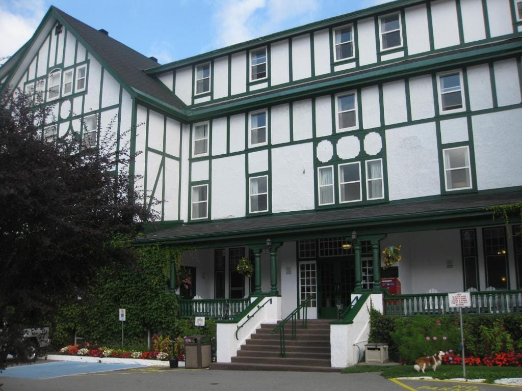 Glynmill Inn — 1