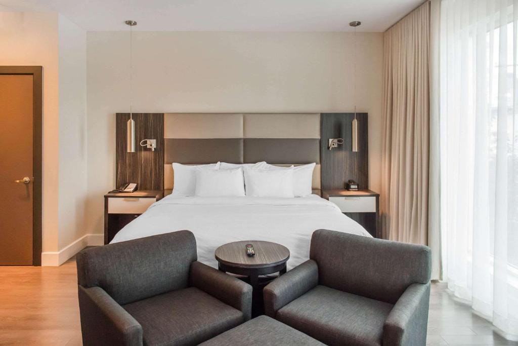Les Suites Victoria, an Ascend Collection Hotel — 2
