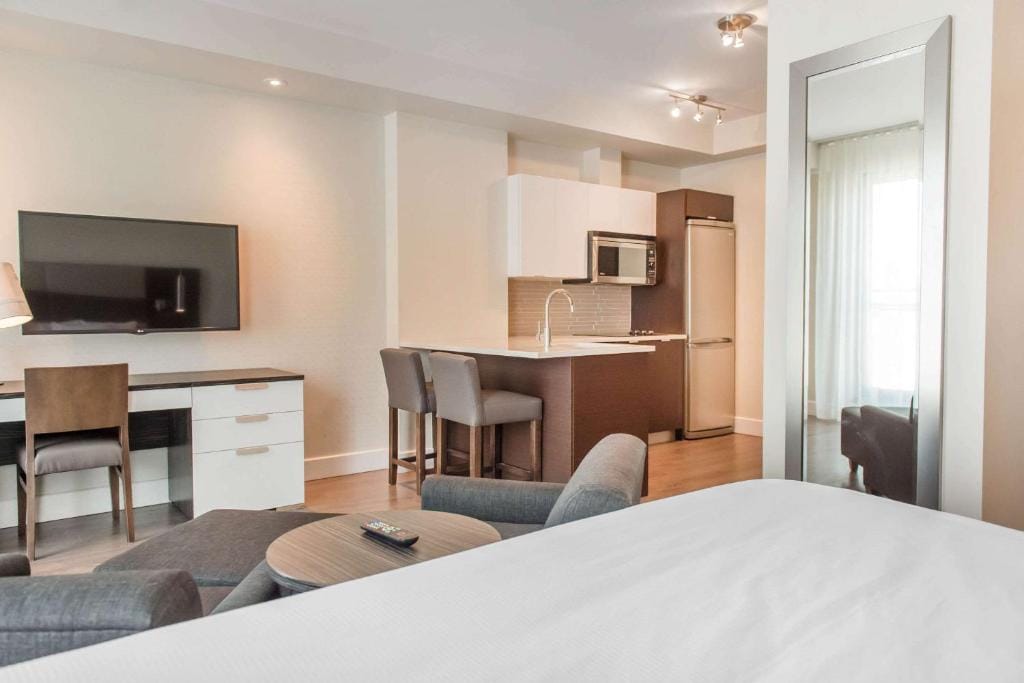 Les Suites Victoria, an Ascend Collection Hotel — 4