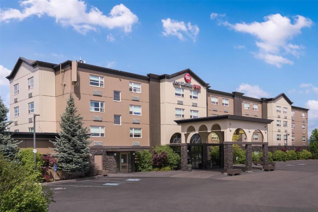Best Western Plus Kamloops Hotel — 3