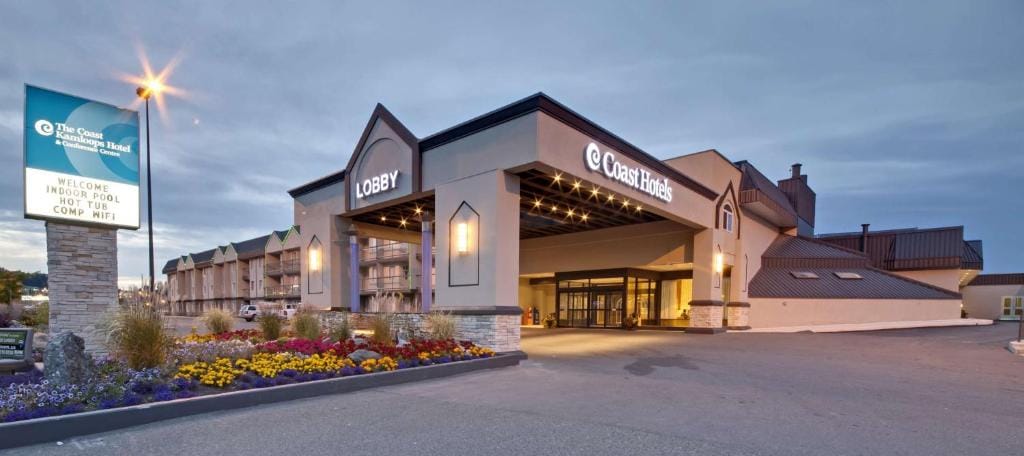 Coast Kamloops Hotel & Conference Centre — 1