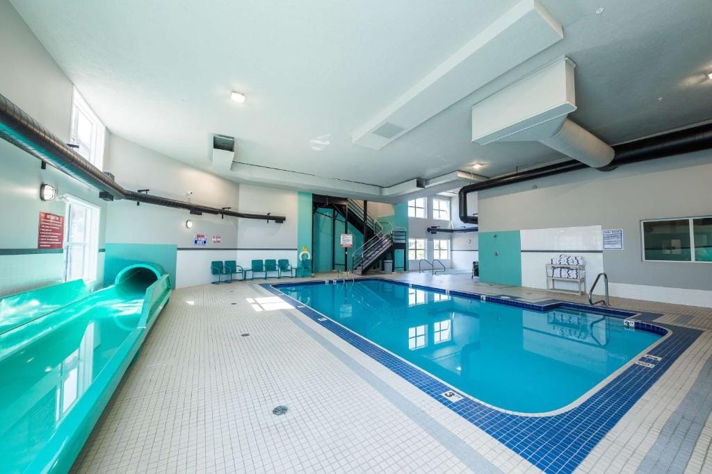 Prestige Kamloops Hotel — 4