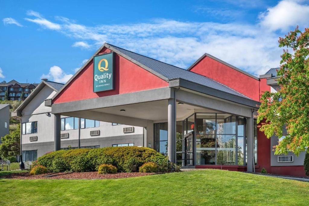 Quality Inn — 1