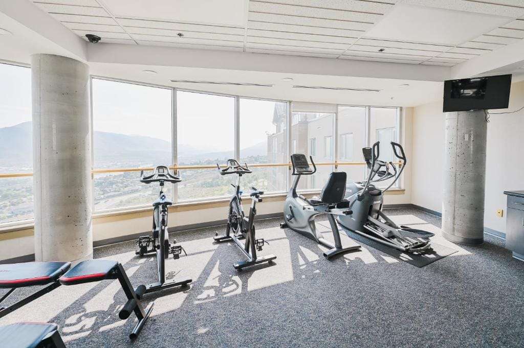 Residence & Conference Centre - Kamloops — 5