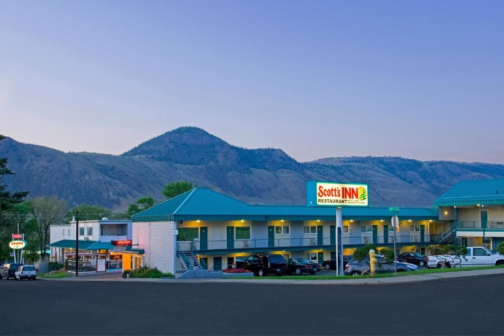 Scott's Inn & Suites — 1