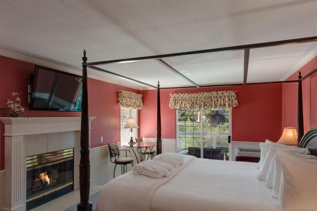 South Thompson Inn & Conference Centre — 2