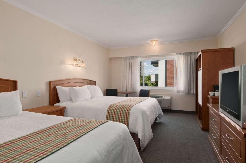 Travelodge by Wyndham Kamloops — 2