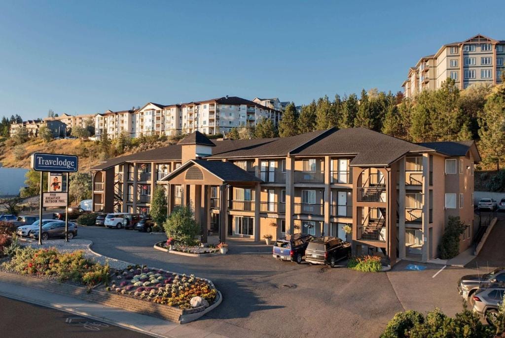 Travelodge by Wyndham Kamloops Mountview — 3