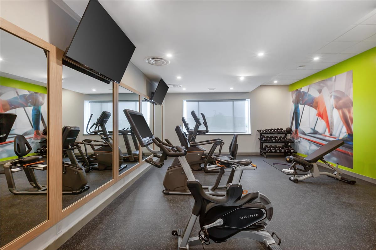 Best Western Plus Kawartha Lakes Hotel & Suites — 5