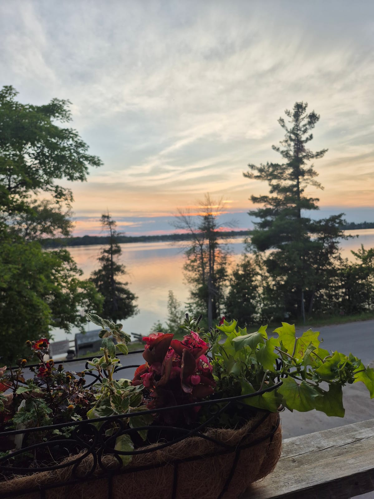 The Lake Dalrymple Resort