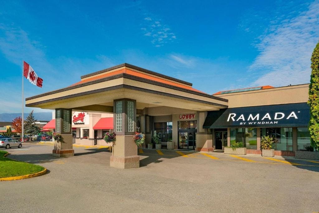 Ramada by Wyndham Kelowna Hotel & Conference Center — 1