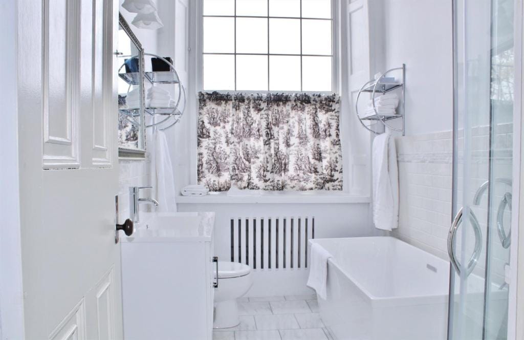 All Suites Whitney Manor — 3