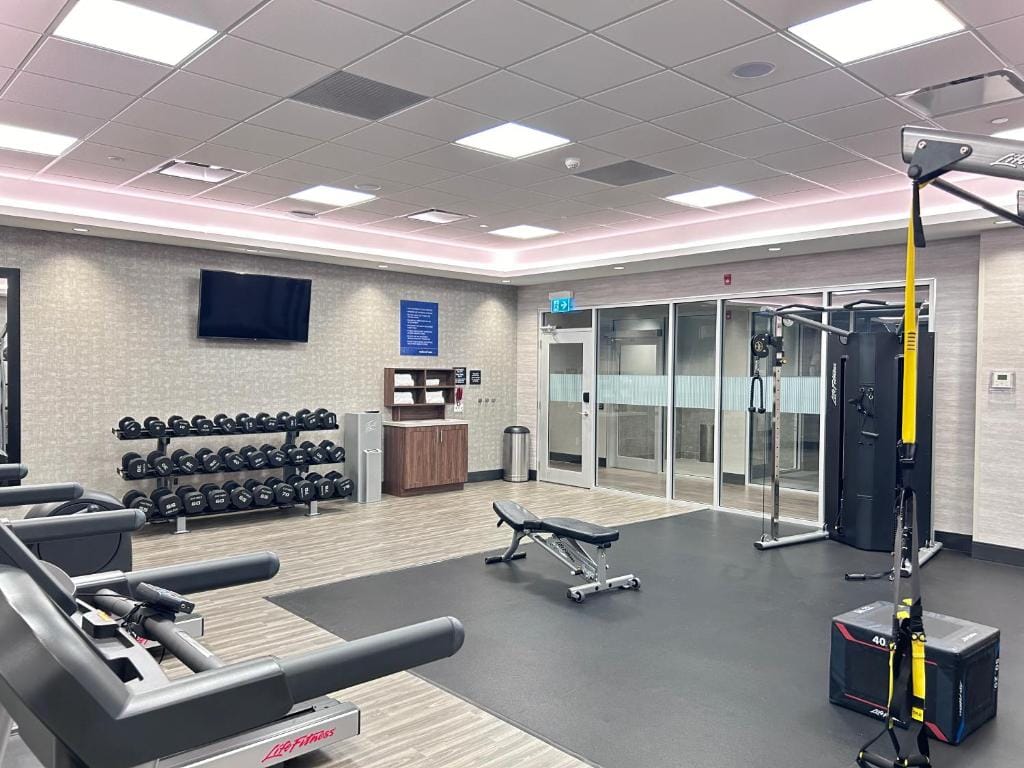Hampton Inn By Hilton Kingston — 4