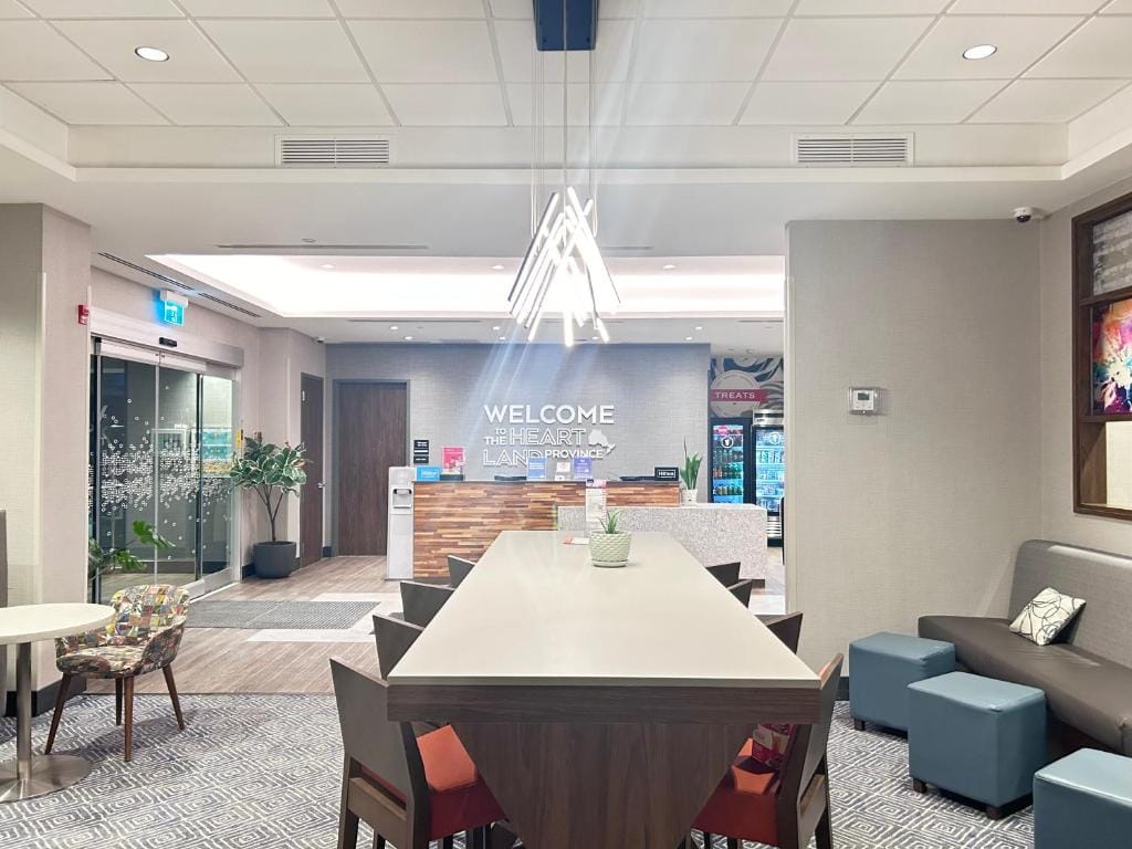 Hampton Inn By Hilton Kingston — 5