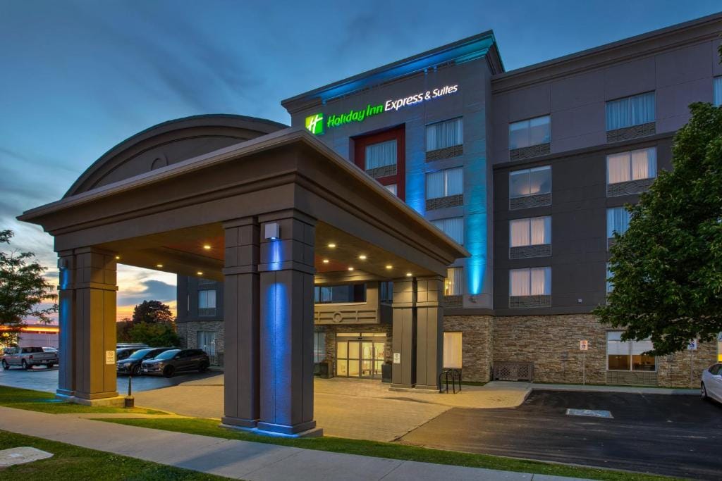 Holiday Inn Express Kingston Central by IHG