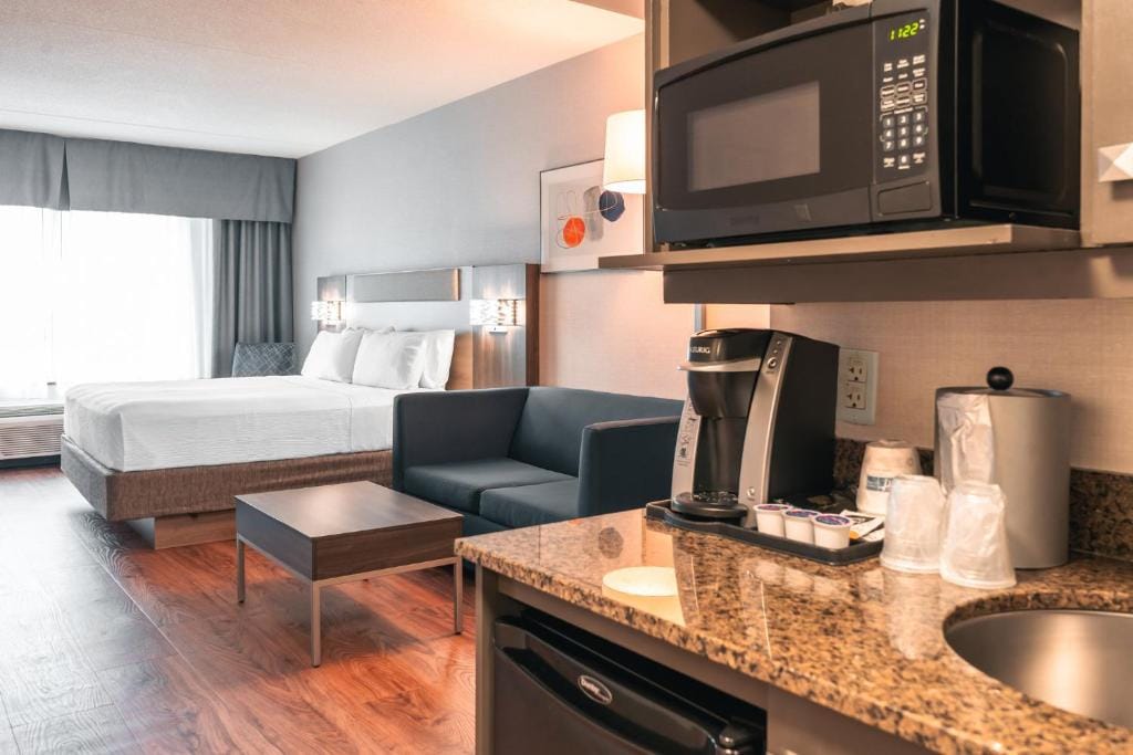 Holiday Inn Express Kingston Central by IHG — 2