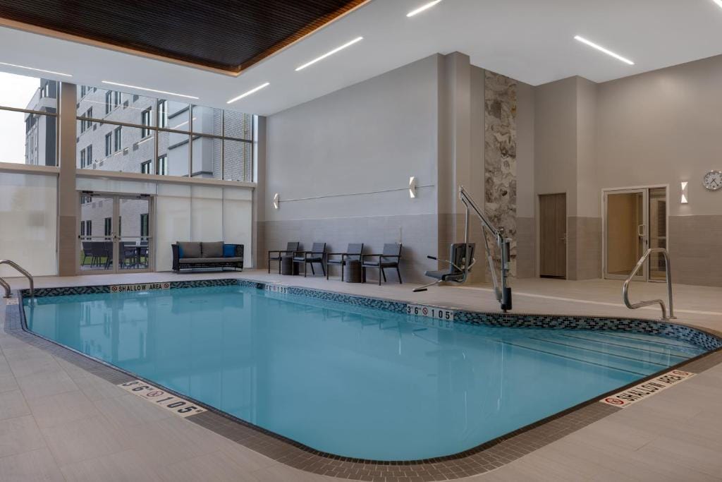 Home2 Suites By Hilton Kingston — 4