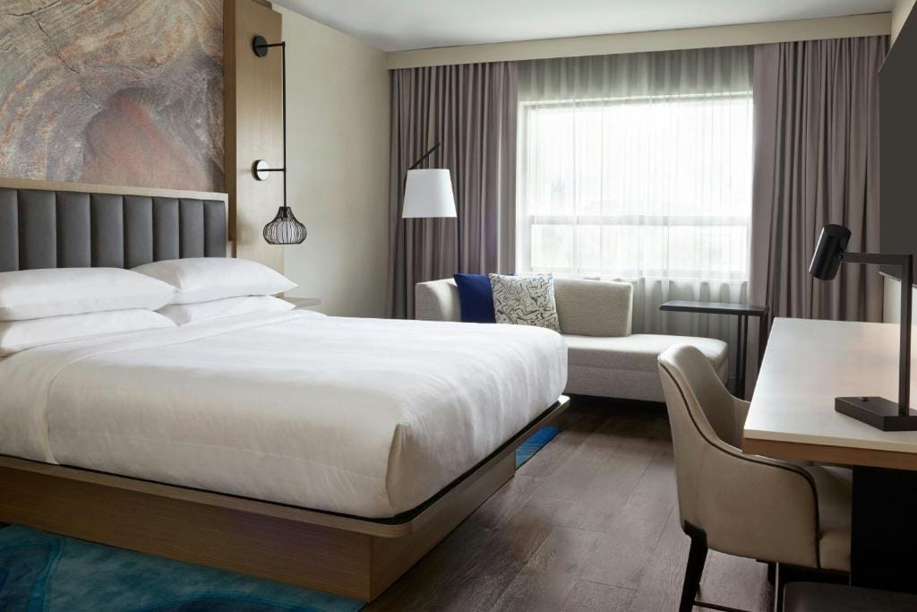 Kingston Marriott Hotel — 2