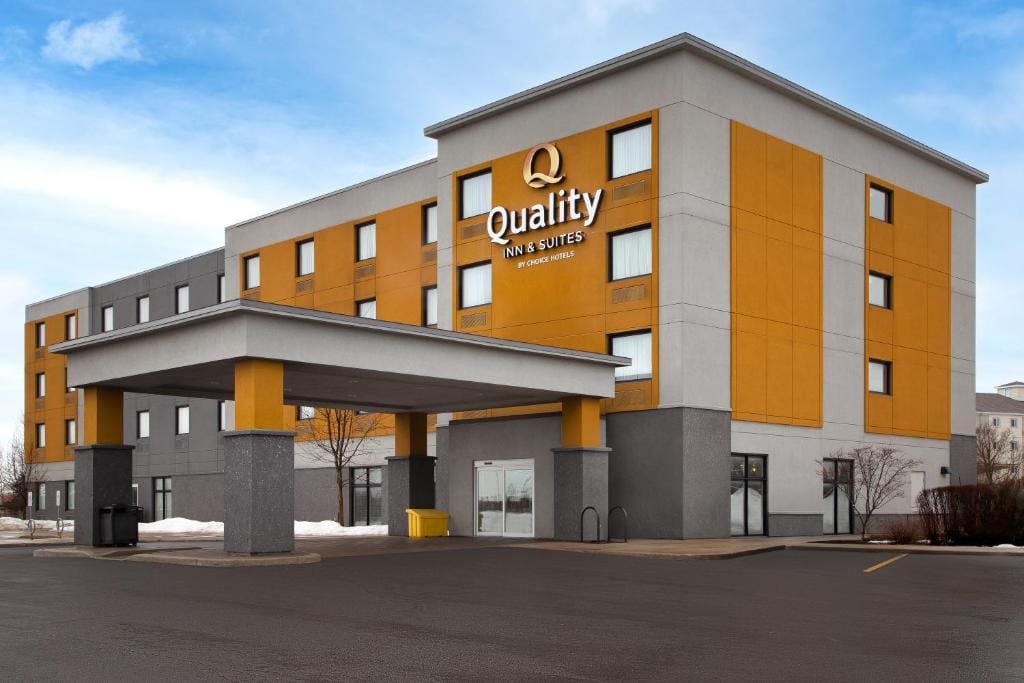 Quality Inn & Suites Kingston — 1