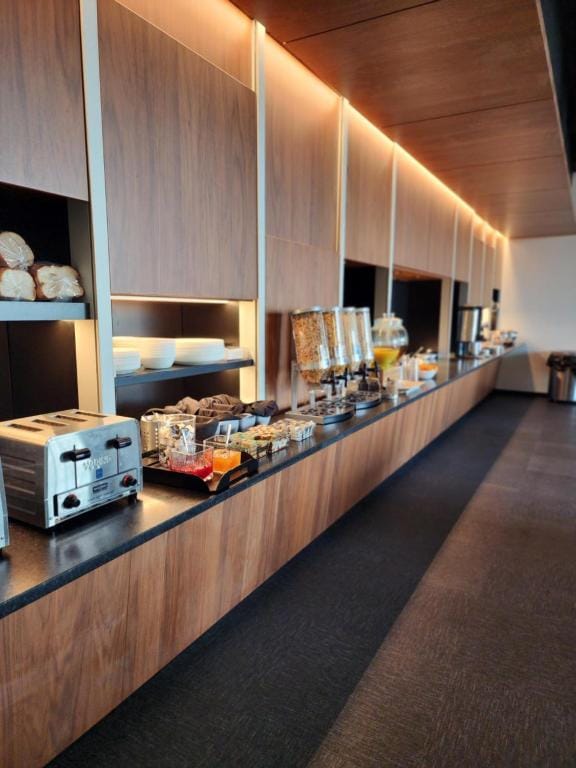 Grand Times Hotel Laval - Centropolis — 5