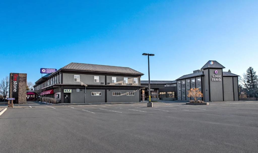 Coast Lethbridge Hotel & Conference Centre — 5