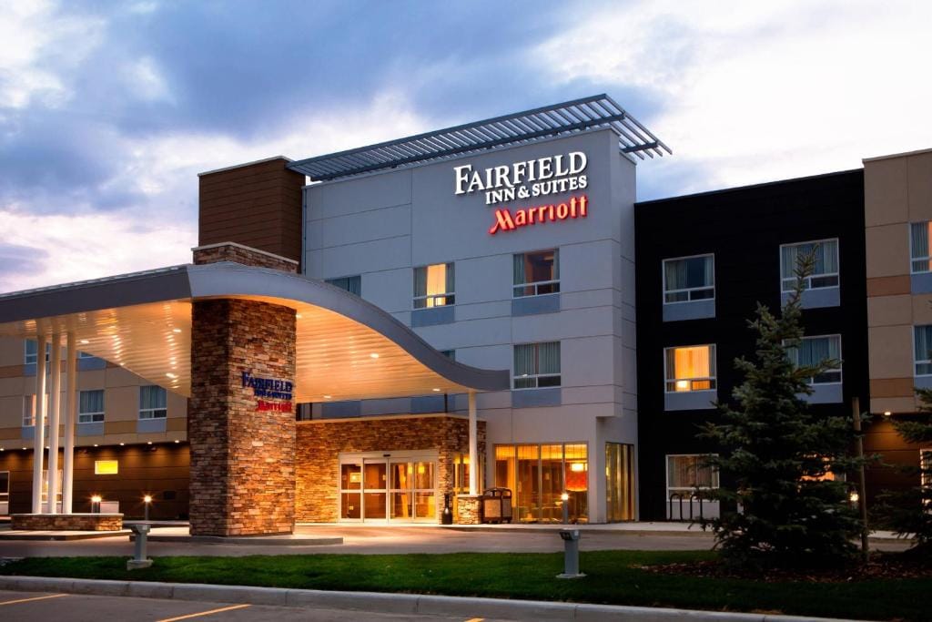 Fairfield Inn & Suites by Marriott Lethbridge — 1