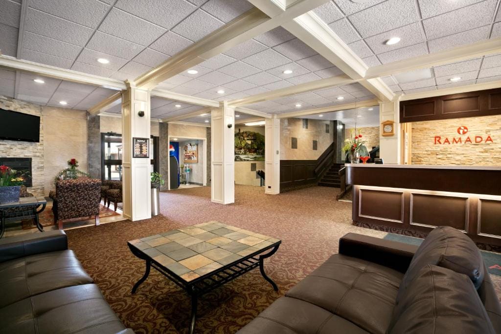 Ramada by Wyndham Lethbridge — 4