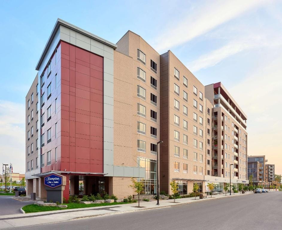 Hampton Inn & Suites by Hilton Quebec City Levis — 1