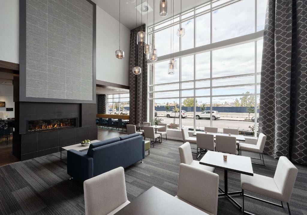 Hampton Inn & Suites by Hilton Quebec City Levis — 5