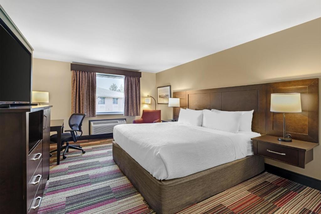 Best Western Plus Stoneridge Inn & Conference Centre London Ontario — 1
