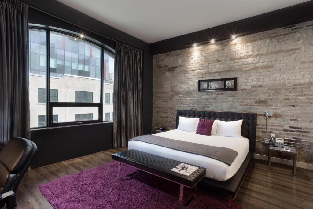 Hotel Metro — 1