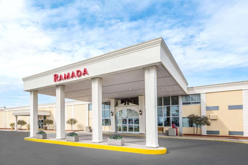 Ramada by Wyndham London — 1
