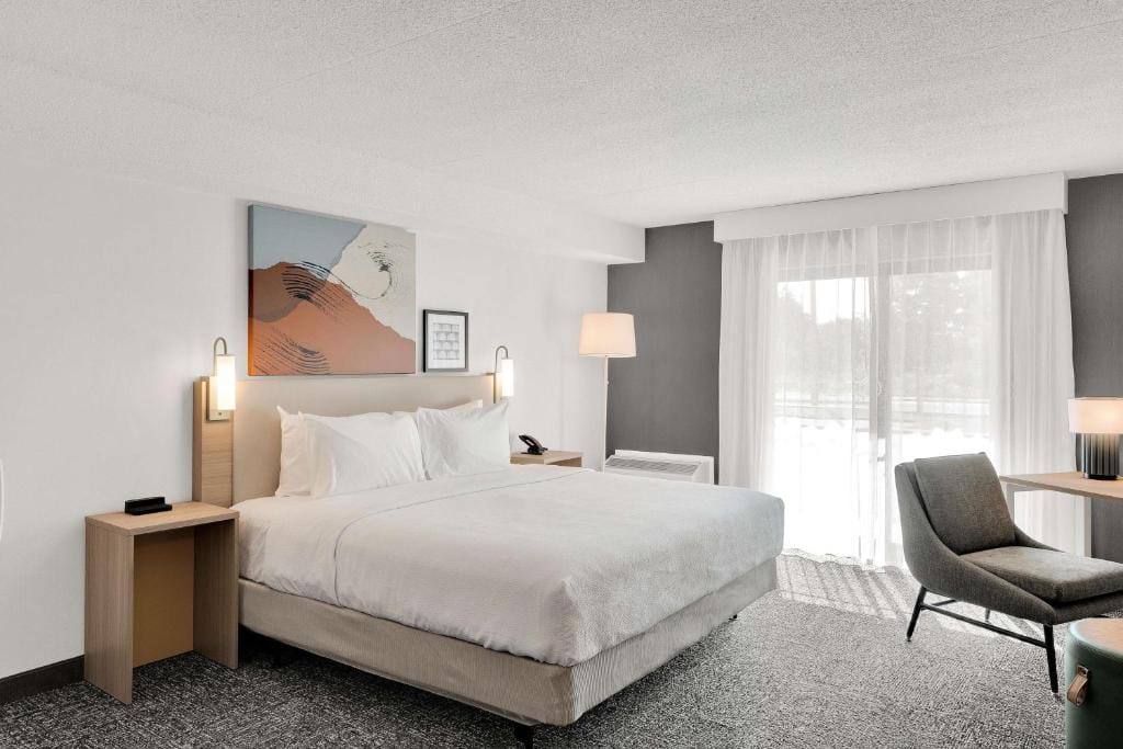 Spark By Hilton Toronto Markham — 2