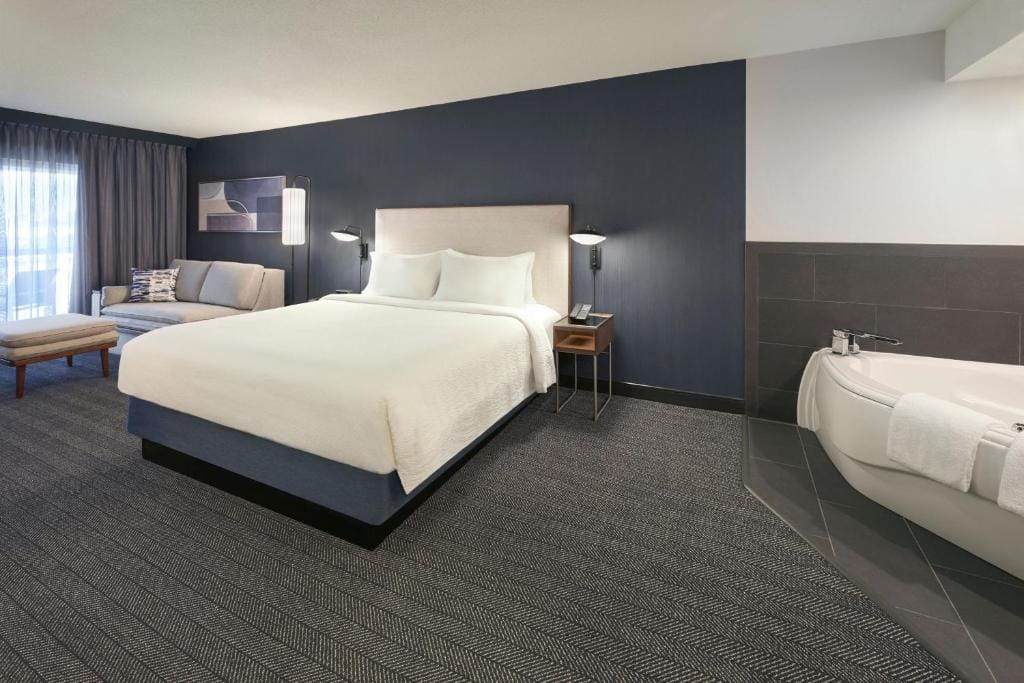 Courtyard by Marriott Toronto Mississauga/Meadowvale — 2