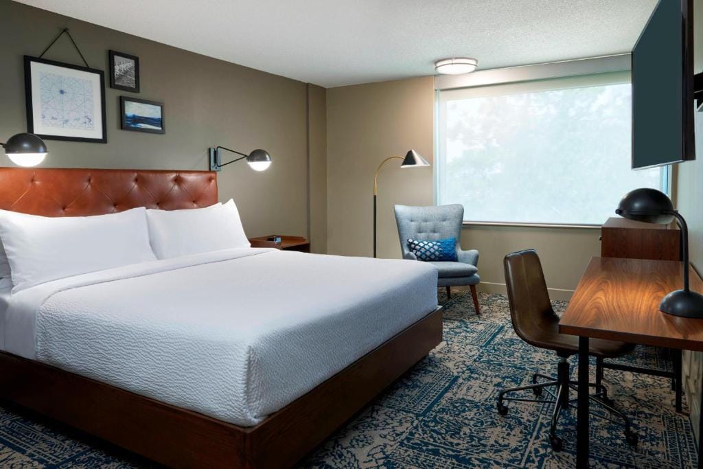 Four Points by Sheraton Toronto Airport — 2